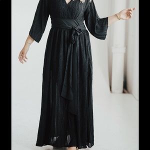 Black Carly Jean Los Angeles Maxi Dress